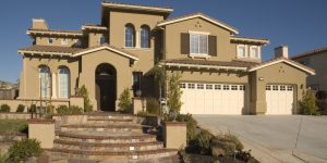 Why Softwashing is the Best Choice for Stucco Cleaning