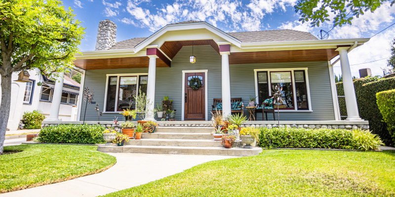 Pressure Washing vs. Soft Washing: What’s the Difference?